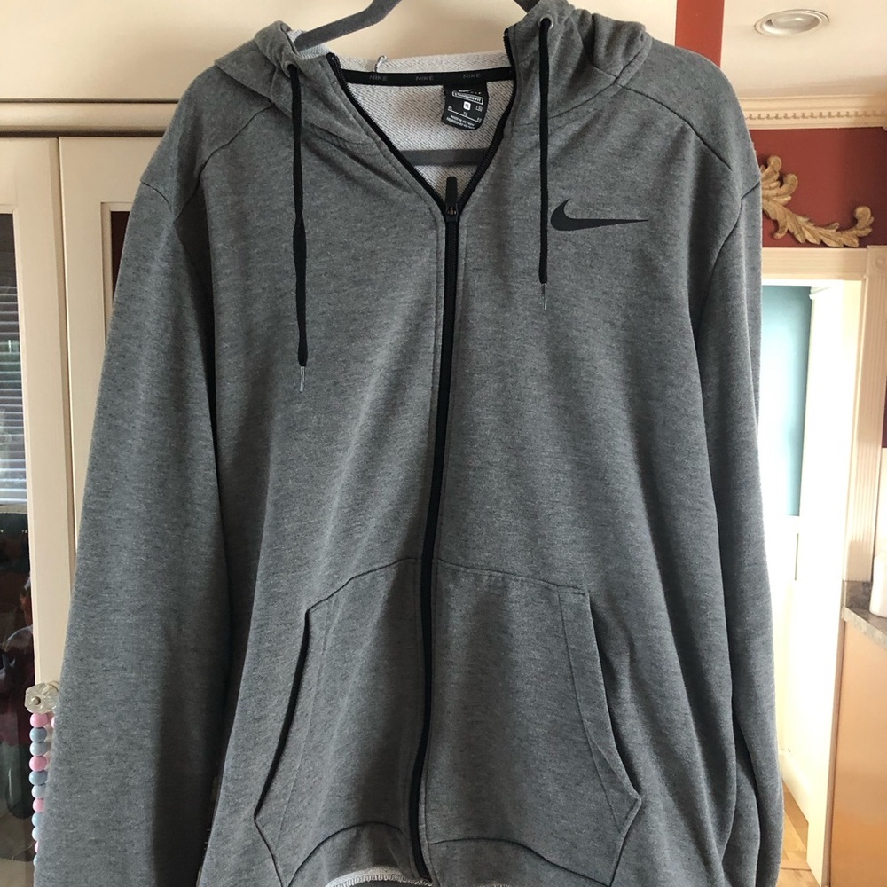 Men’s Nike DriFit Full Zip Hooded Sweatshirt XL, Grey